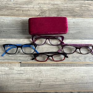 Bundle of Chic +2.00 Readers